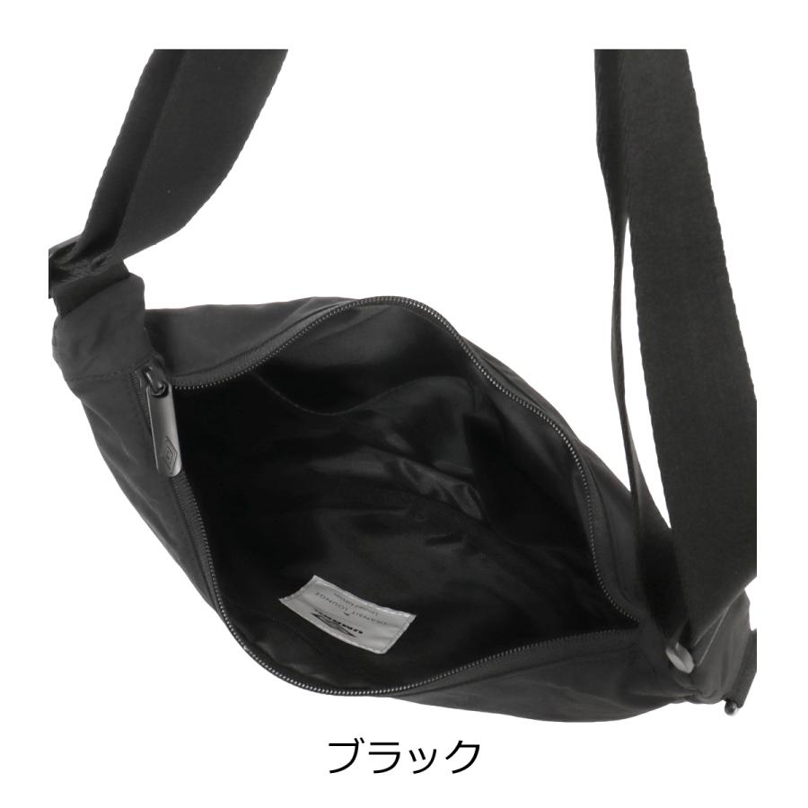 umbro（アンブロ） 別注 トランジットラウンジ コラボ ショルダー