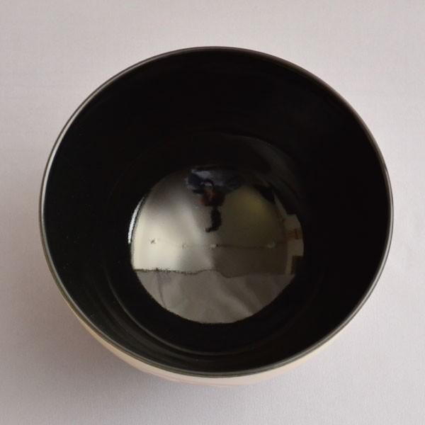 茶碗 茶道具 加藤藤山 作 仁清中黒 花紋茶碗 : 茶道具専門店 (有)菊池