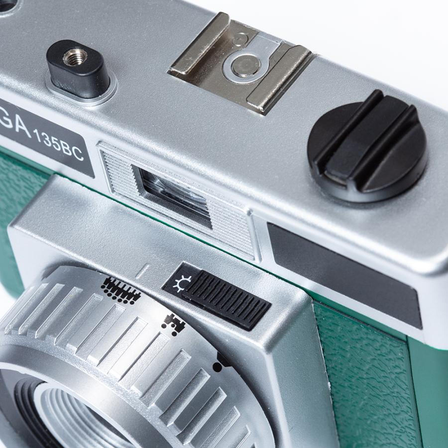 【希少品】新品未使用　Holga 135TIM フィルムカメラ スマイルデザイン ホルガ【HOLGA】フィルムカメラ H-135 BC レッド/ホワイト [トイ