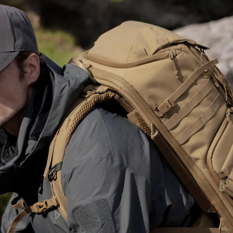 PGYTECH  OneMo Tactical Backpack 35L (ダークナイトカモ) バックパック フルフラットオープン P-CB-223の画像