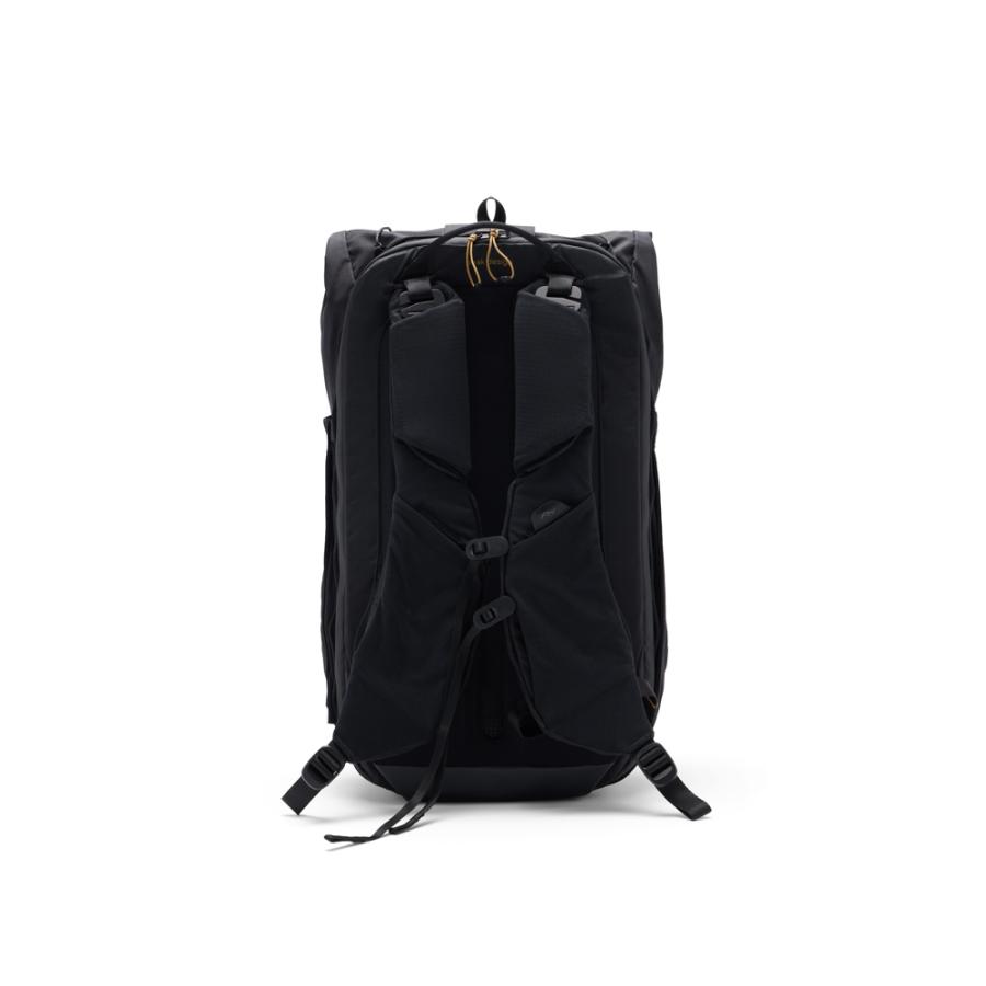 【美品】 peak バックパック　ブラック Peak Design（ピークデザイン） アウトドア バックパック 25L ブラック