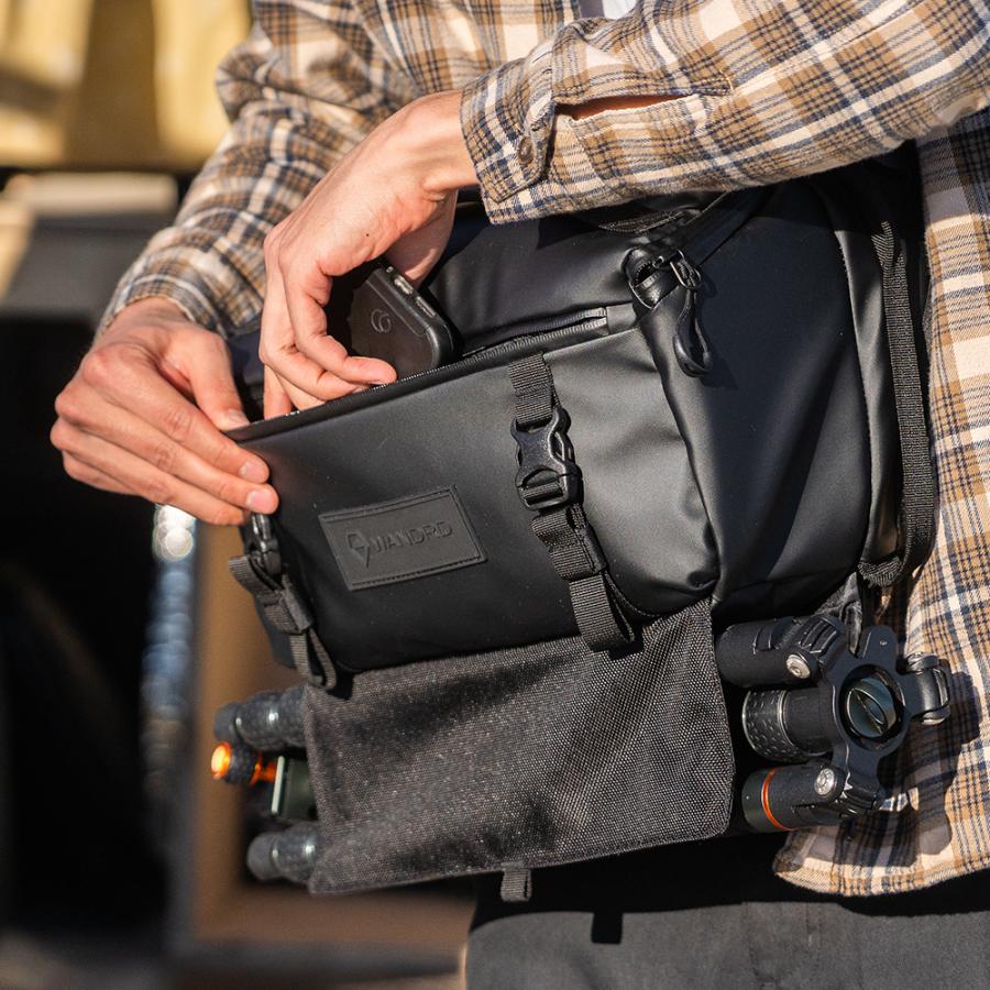 ワンダード(WANDRD) ローグスリング 9L ユマタン : サエダ ワンダード(WANDRD) ローグスリング 9L ユマタン : サエダ