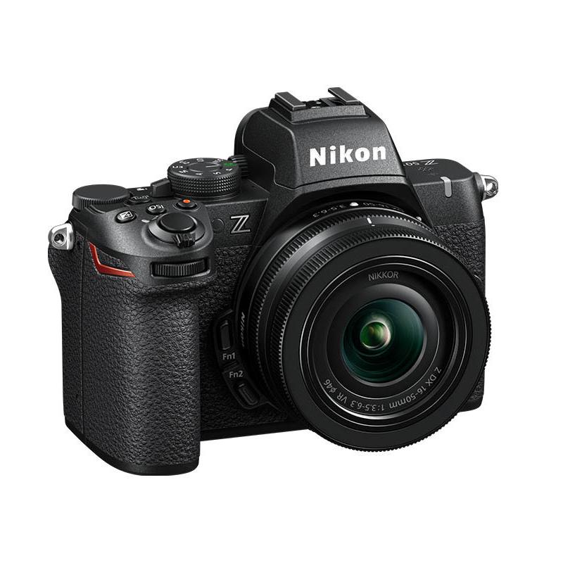 ニコン（Nikon） ＜数量限定！スペアバッテリー付き＞ Z50II ダブル