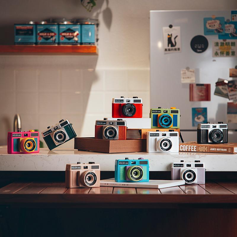 HOLGA（ホルガ） ホルガ【HOLGA】フィルムカメラ H-135 BC レッド