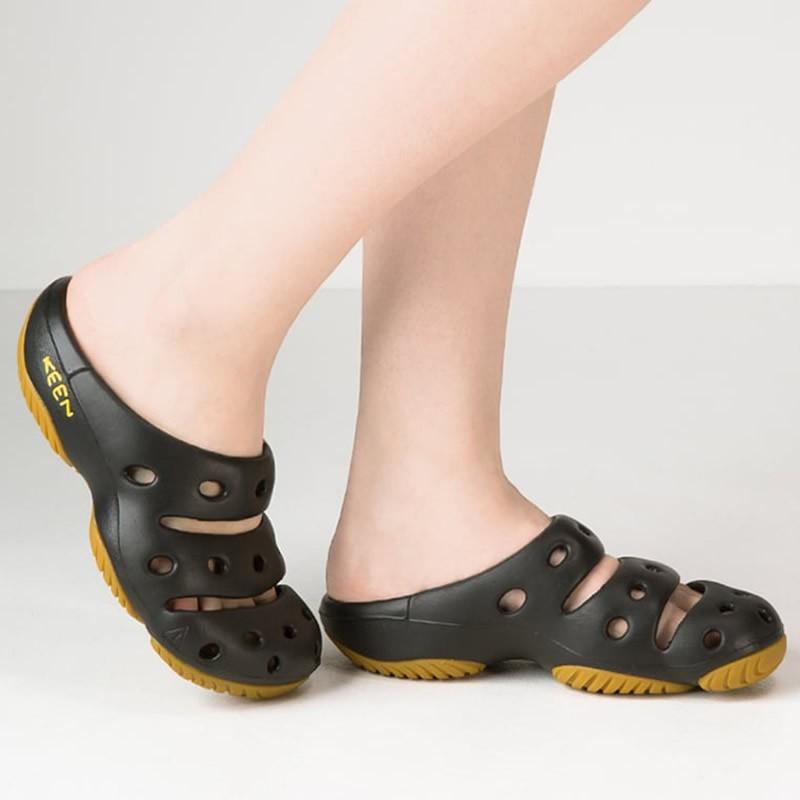 womens keen yogui clogs