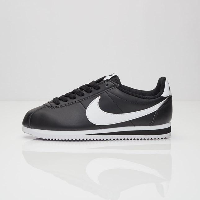 国内正規品 Nike ナイキ Wmns Classic Cortez Leather ウィメンズ クラシック コルテッツ レザー メンズ レディース スニーカー 010 ブラック 010 Skyblue 通販 Yahoo ショッピング