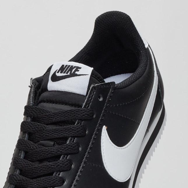 国内正規品 Nike ナイキ Wmns Classic Cortez Leather ウィメンズ クラシック コルテッツ レザー メンズ レディース スニーカー 010 ブラック 010 Skyblue 通販 Yahoo ショッピング