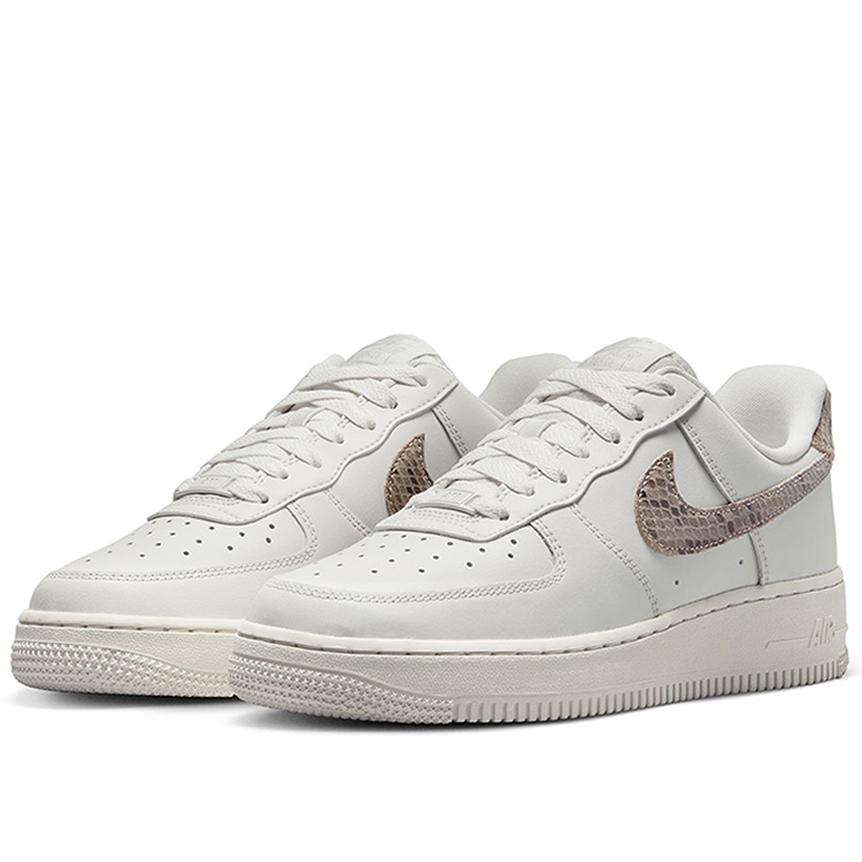 2022年秋冬新作♪ NIKE【ナイキ】 WMNS AIR FORCE 1 '07 ウィメンズ