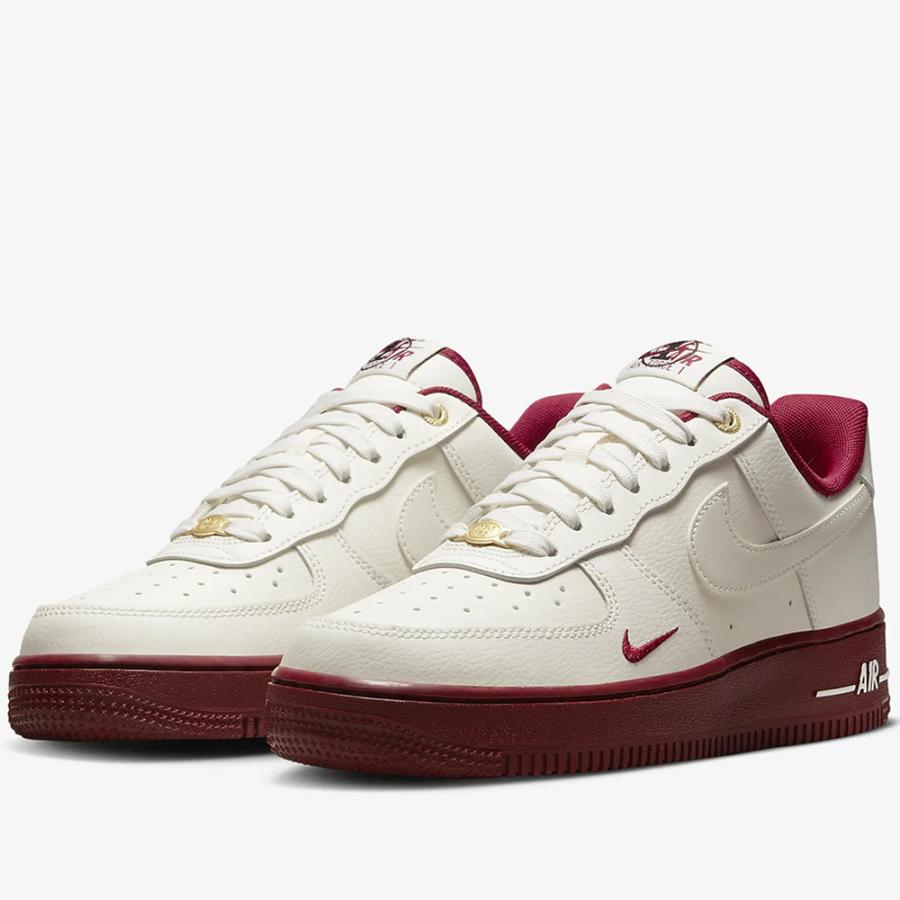 2022年秋冬新作♪ NIKE【ナイキ】 WMNS AIR FORCE 1 '07 SE 