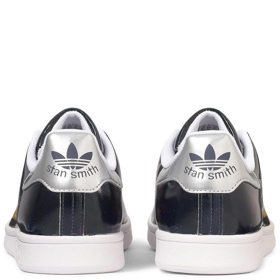 STAN SMITH 2022年秋冬新作♪ adidas【アディダス】 × Disney STAN SMITH 2022年秋冬新作♪ adidas【アディダス】 × Disney