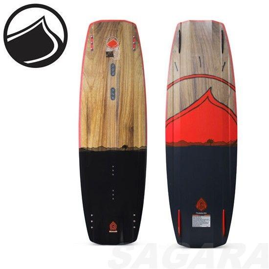 LIQUID FORCE リキッドフォース ウェイクボード Peak 137 2016 LIQUID  