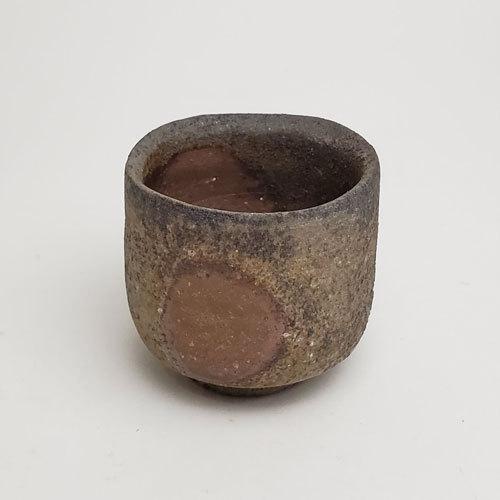 備前焼 柴岡信義作 酒呑（窯変）（信義-02）| おしゃれ 日本製 工芸品
