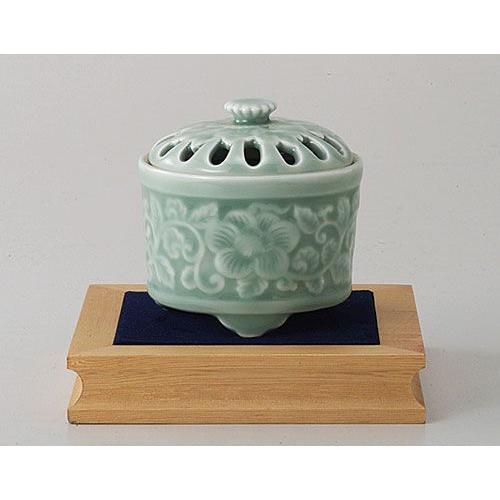 香炉 お香 香木 陶器 磁器 有田焼 青磁牡丹彫 香炉(木箱入 香炉 お香 香木 陶器 磁器 有田焼 青磁牡丹彫 香炉(木箱入