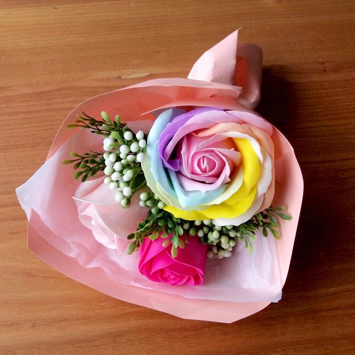 ソープフラワー ミニブーケ1個 ローズ 花束 フラワーソープ 卒業 おめでとう プレゼント 卒園 入学 発表会 送別 彩香 通販 Yahoo ショッピング
