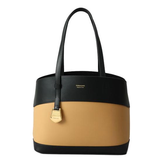 FERRAGAMO フェラガモ バッグ トートバッグ CHARMING TOTE 21-6797 