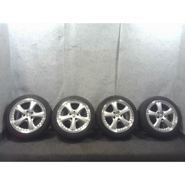 225/45R18、PCD114.3、オフセット+38。4本