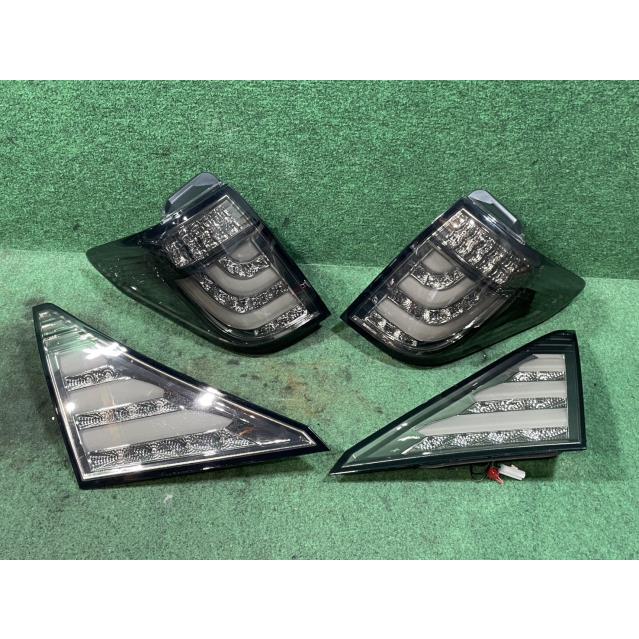 ヴェルファイア DBA-ANH20W 右テールランプ 2.4Z 7人 202 CRYSTALEYE