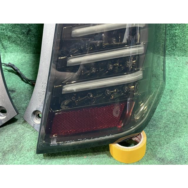 ワゴンR　スティングレー　左テールランプ ワゴンR ワゴンR DBA-MH23S 右テールランプ スティングレーX ZHY