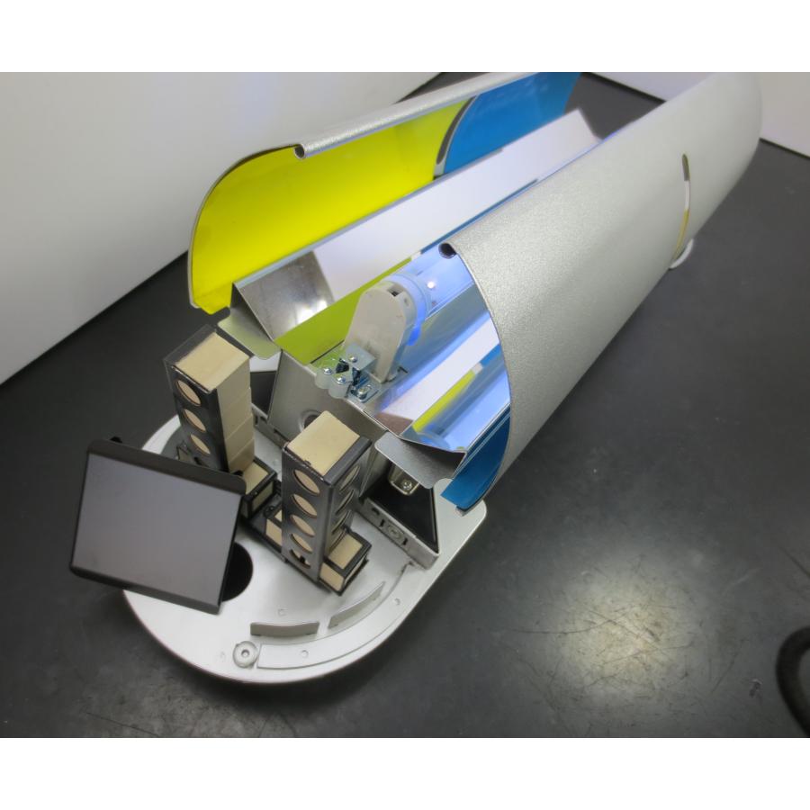 光触媒付捕虫器トレテーラ・ルミエver.3 シルバー色60Hz 光触媒付捕虫器トレテーラ・ルミエver.3 シルバー色60Hz