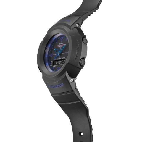CASIO G-SHOCK ソーラー電波AWG-M520VB-1AJF美品 Amazon.co.jp: [カシオ] 腕時計 ジーショック 【国内正規品】 電波