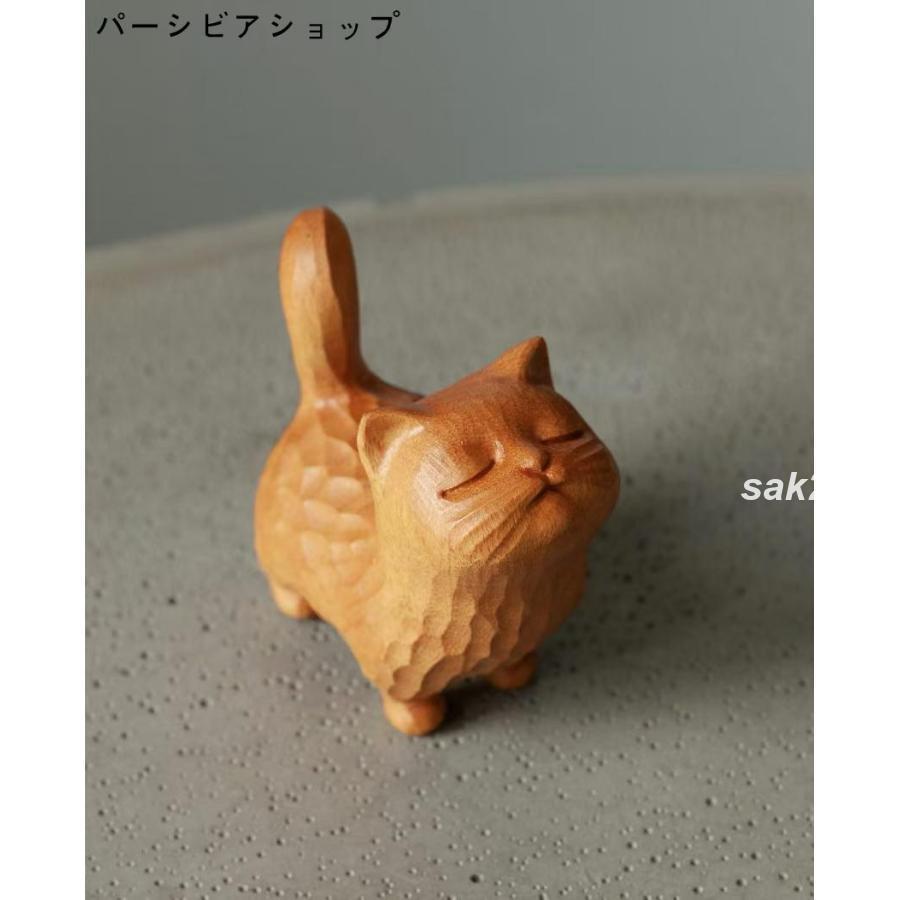 可愛い猫の木彫り置物 招き猫 | 室内装飾 木製招き猫 おもちゃ 雑貨