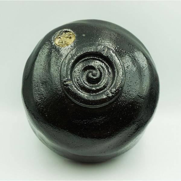 送料込【逢絢亭・新品】茶道具 筒茶碗 楽焼 黒楽 松楽窯 紙箱入り 送料込【逢絢亭・新品】茶道具 筒茶碗 楽焼 黒楽 松楽窯 紙箱