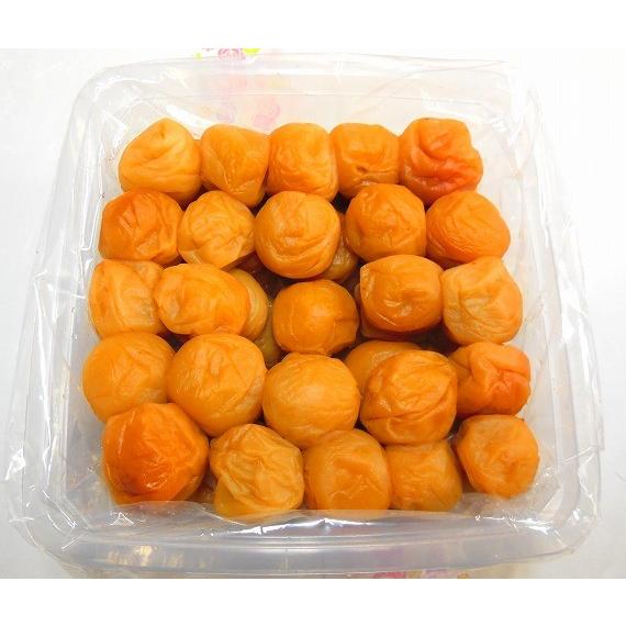 こだわり熟うま南高梅（うす塩味）800ｇ　「食品添加物不使用　完熟紀州南高梅　品質優良紀州梅干し」和歌山県みなべ町　坂忠商店 |  | 01
