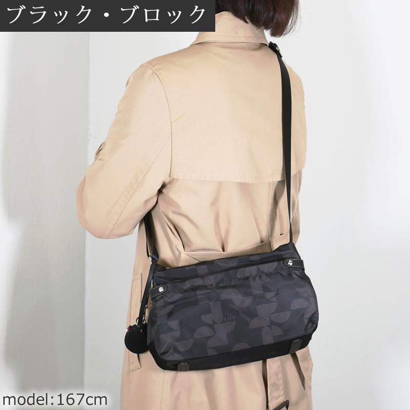 ELLE（エル） ショルダーバッグ レディース 軽い ナイロン 斜めがけ 