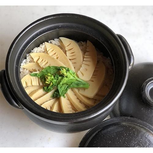 日本製 土鍋で炊くから旨い 黒しずく3合炊飯鍋 中蓋付 直火 ごはん鍋 炊飯鍋 おいしいごはん 炊き込みご飯 玄米ごはん 贈り物 プレゼント ３合 33 91 陶器のお店 Sakaeya 通販 Yahoo ショッピング