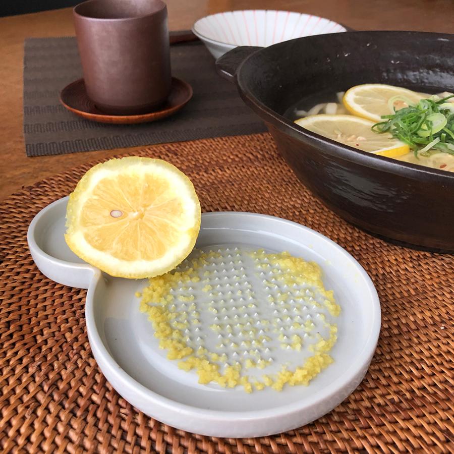 だるま型のすり皿 薬味 すり皿 そうめん うどん そば わさび しょうが だいこんおろし 75 3 陶器のお店 Sakaeya 通販 Yahoo ショッピング