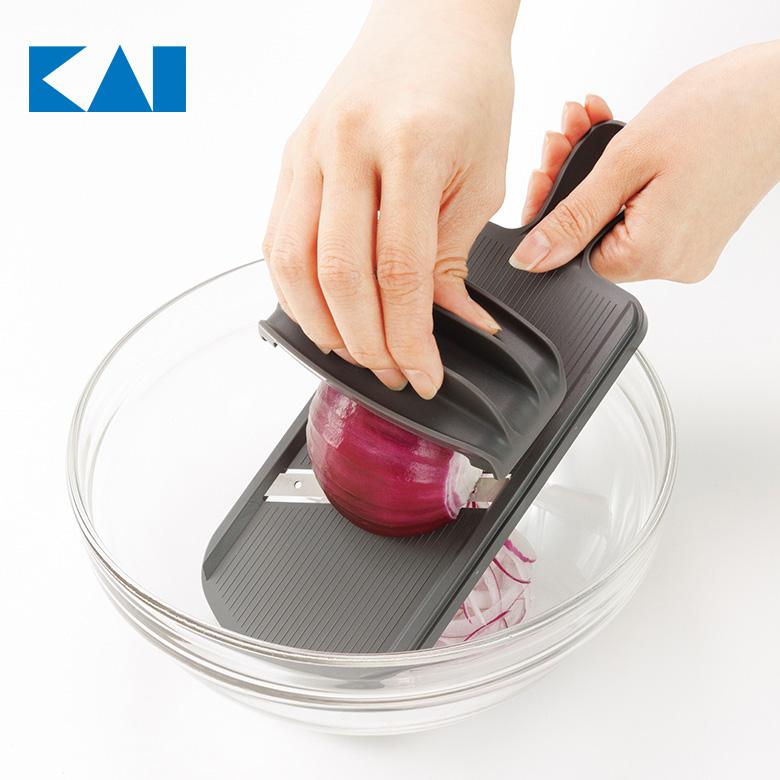 貝印 Kai Kitchen コンパクト両刃スライサー 指ガード付き 食洗機