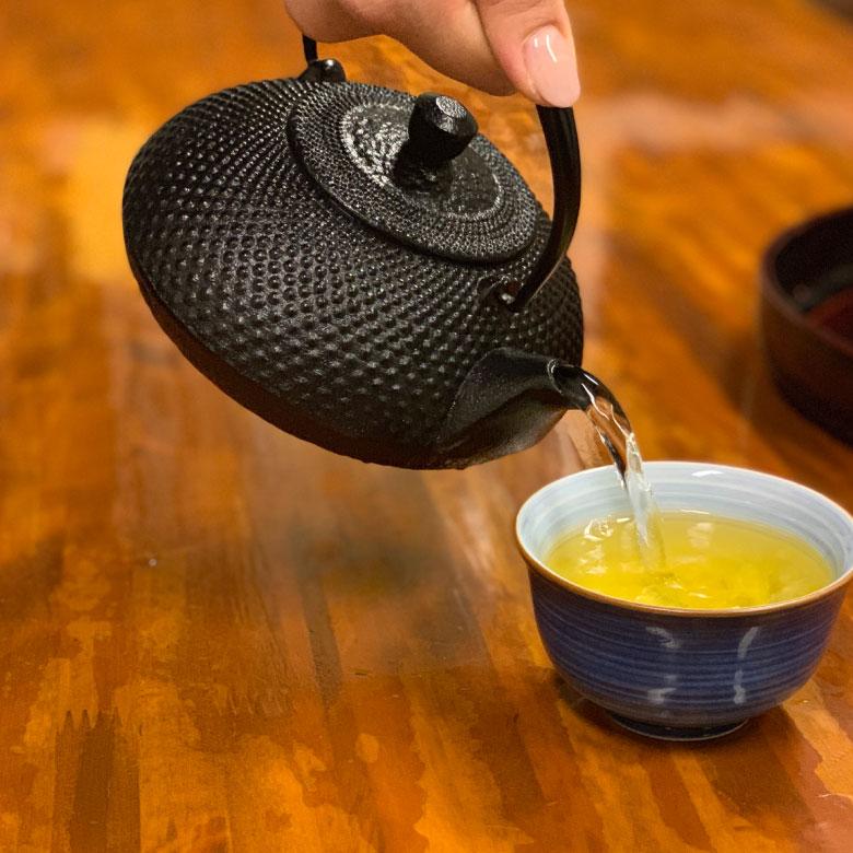 池永鉄工 鉄瓶 英 0.6L 南部鉄器 鉄瓶 おしゃれ 鉄分補給 プレゼント