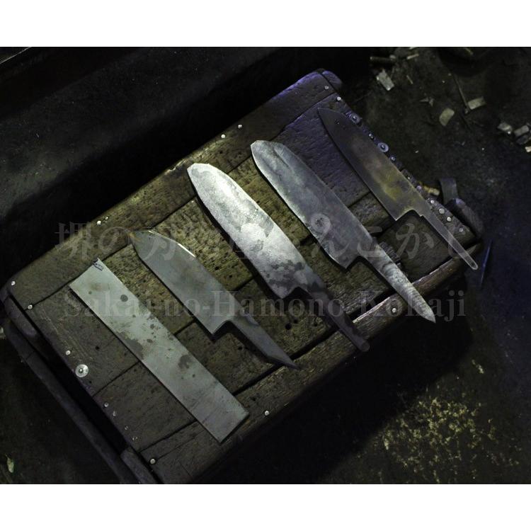 こかじ 銀三 本鍛錬 文化包丁 朴（ほお）平丸柄 #241055 プレゼント