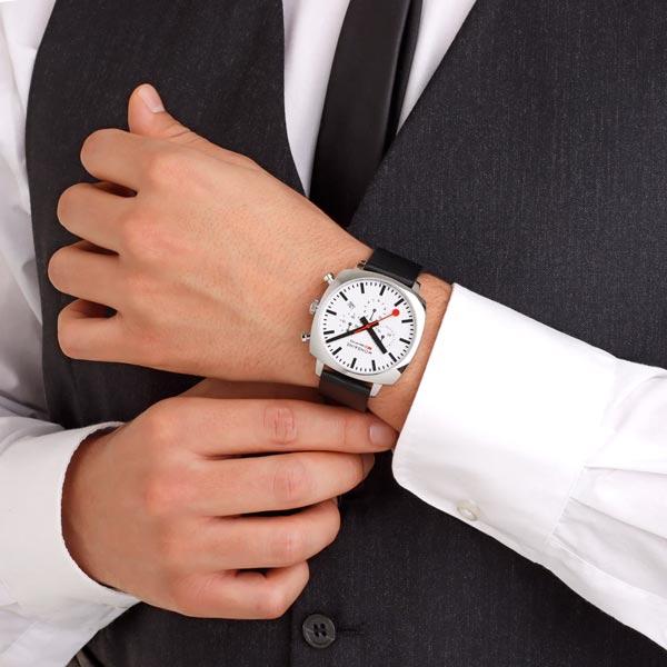 MONDAINE MONDAINE(モンディーン) Grand Cushion 41ミリケース MONDAINE MONDAINE(モンディーン) Grand Cushion 41ミリケース
