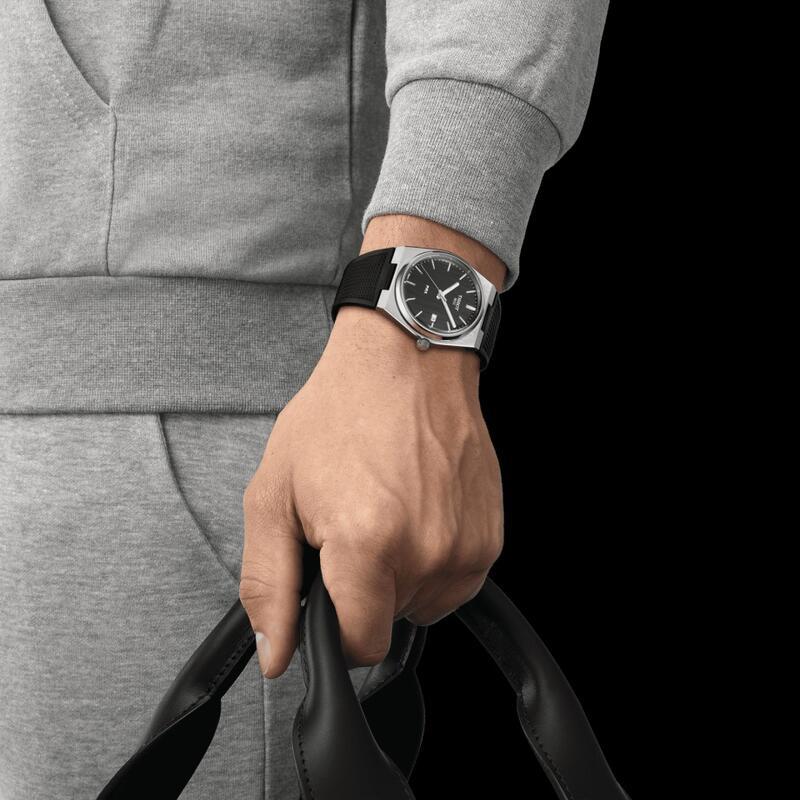 正規品TISSOT ティソ PRX ブラック文字盤 クォーツ駆動(電池 正規品TISSOT ティソ PRX ブラック文字盤 クォーツ駆動(電池