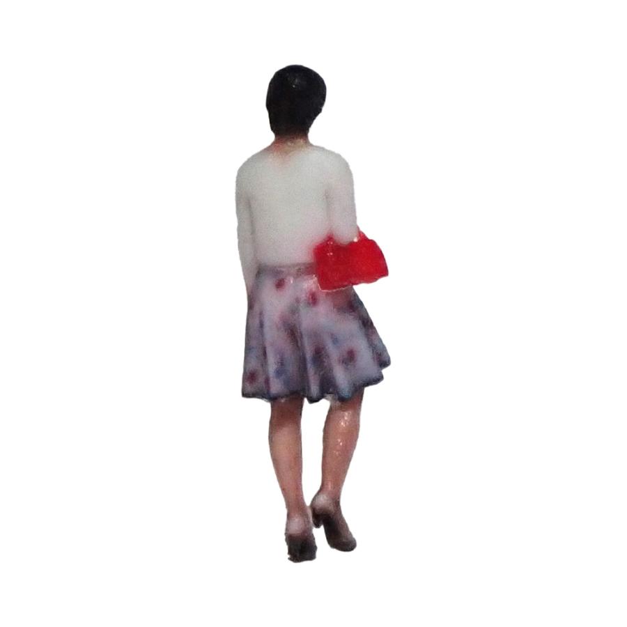 080-00002　赤いハンドバッグを持って話しながら歩く女性　：タイニーテイルズ　着色済み完成品　HO(1/80)｜sakatsu｜03