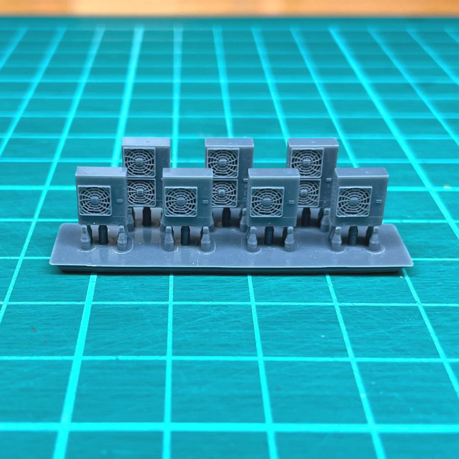 CS150-102 大型室外機(7個入) ：Cityscape Studio 未塗装キット N(1