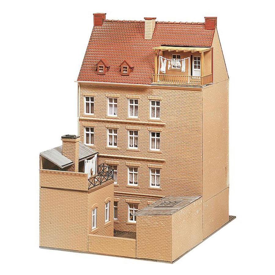 3F ファーラーFALLER ジオラマ 精肉店 建物模型 1/87 H0スケール 1階が店舗のアパート ：ファーラー 未塗装キット HO(1/87) 130448