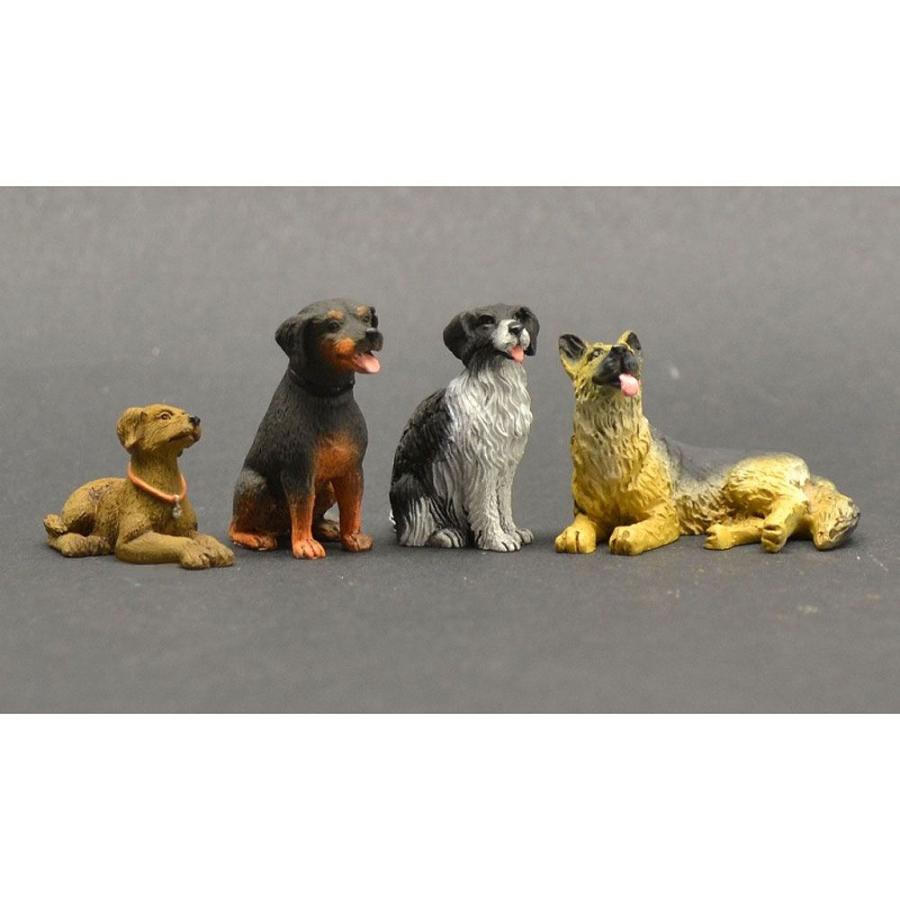 大型の犬 ：リアリティインスケール/フレデリクス 未塗装キット 1/35