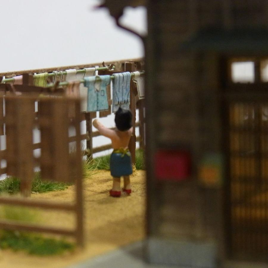 伝統的日本のミニチュア建物セット はさば　井戸 井戸のある家 ：伊藤敏男 塗装済完成品 1/87 : さかつうヤフー店