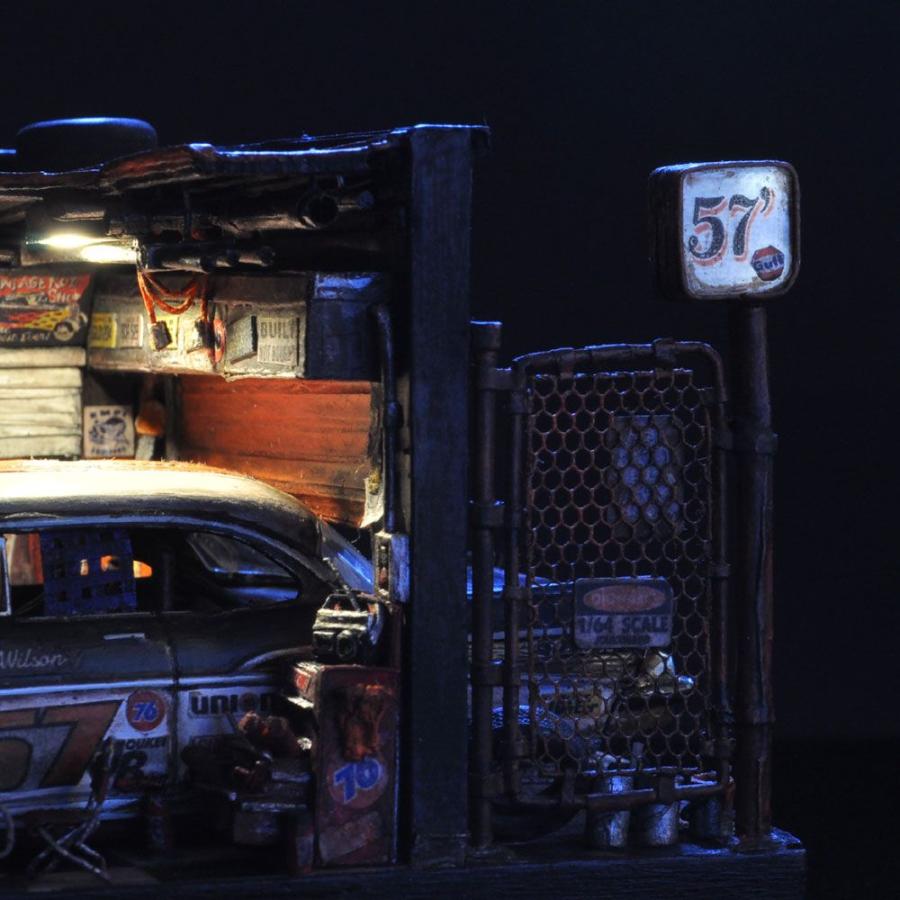 情景箱「俺の秘密基地 Vol 2 シェビーズ・ガレージ」 ：情景箱 塗装済