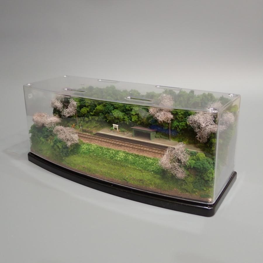 3台限定】Nゲージ ミニレイアウト 桜咲く山間小駅 ：KDF 塗装済完成品