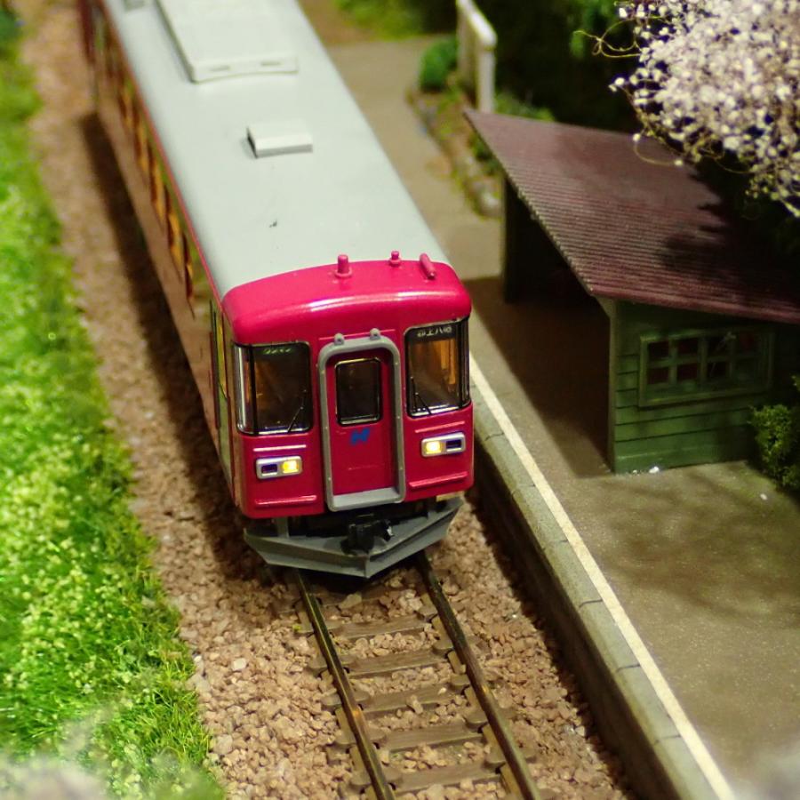 3台限定】Nゲージ ミニレイアウト 桜咲く山間小駅 ：KDF 塗装済完成品