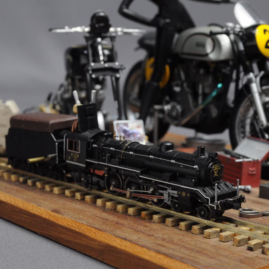 バイクとライブのロフト」 ：西村慶明 フィギュア・セクション作品 1