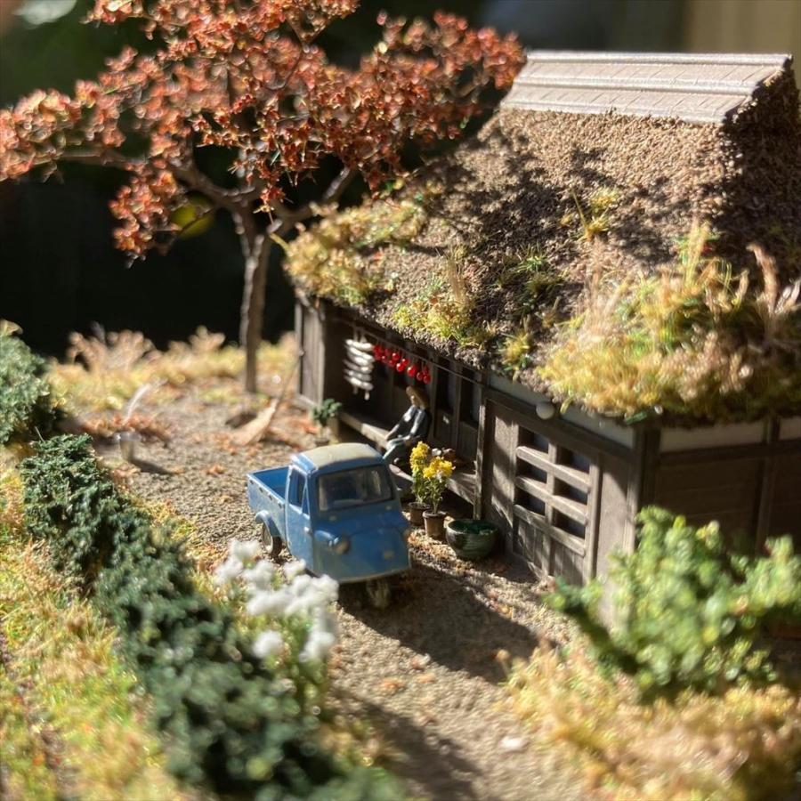 秋の藁ぶき屋根農家 ：Art Stage K 塗装済完成品 1/150サイズ : さか