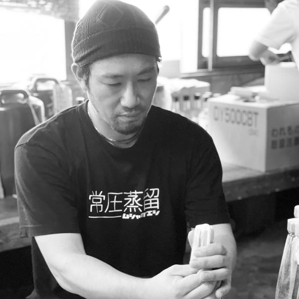 【送料無料！】【テレビでも紹介！兼八や中々よりもリピ買い多数！】　寿福絹子　麦焼酎　二年以上熟成　25度　1800ml×2本セット(北海道・沖縄は送料+990円) |  | 15