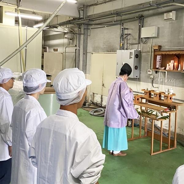 【送料無料！】【老舗日本酒蔵が昔ながらの製法で造り上げた逸品！】　李白　純米本みりん　高級味醂　14度　720ml×4本セット(北海道・沖縄は送料+990円) |  | 04