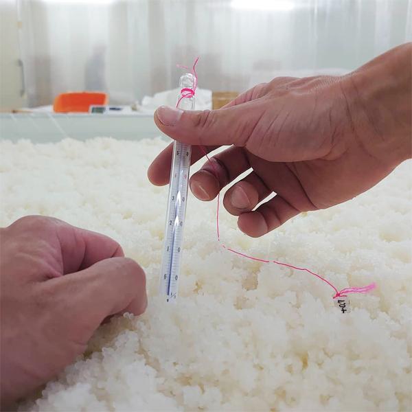 【送料無料！】【老舗日本酒蔵が昔ながらの製法で造り上げた逸品！】　李白　純米本みりん　高級味醂　14度　720ml×4本セット(北海道・沖縄は送料+990円) |  | 07