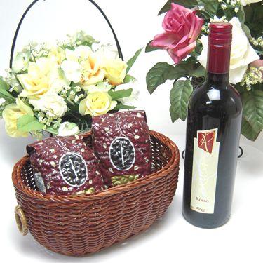 新しいコレクション贈り物 ワインはイタリア赤と言うお方へチェヴィコ ブルーサ 赤ワイン 750ｍｌ（イタリア） オススメ珈琲豆200g×2