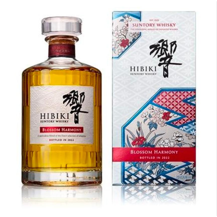 響 BLOSSOM HARMONY 2022 700ml 43度 買取価格比較